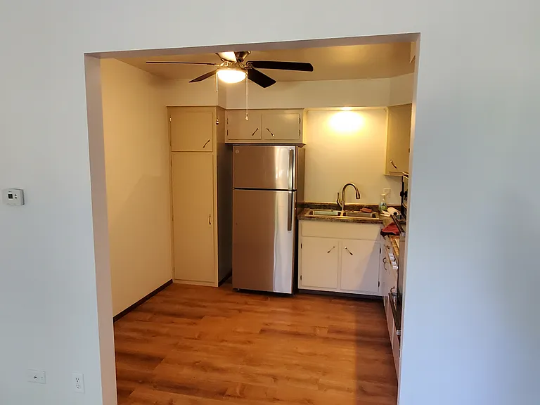 207 N Main St — Photo 5