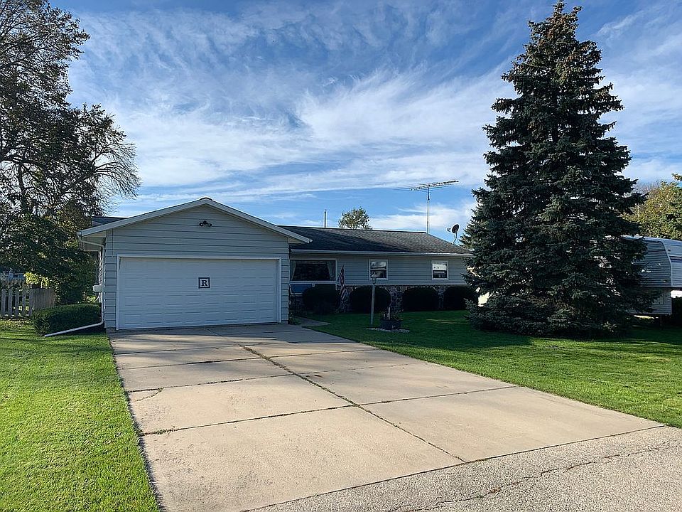 1st image of 796 Southgate Dr