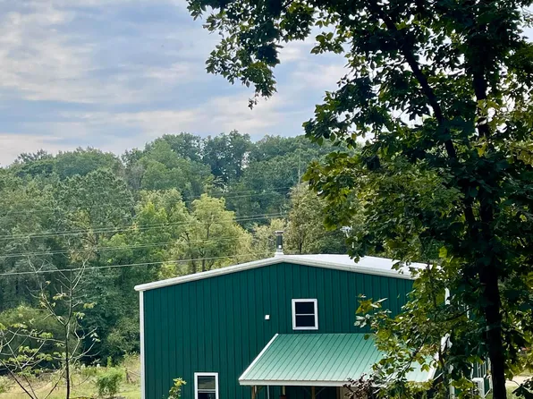 6318 Highway 100, Chamois, MO 65024