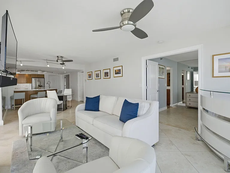 3901 S Flagler Dr #1104 — Photo 7