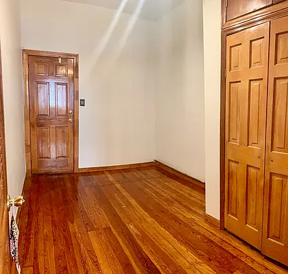 Rented by Apple Exclusive Realty Inc | media 33