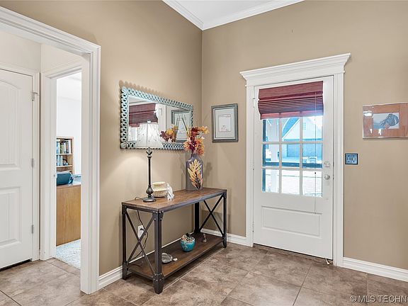 2nd image of 13606 S Owasso Pl