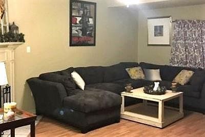3rd image of 25 Deforest Dr
