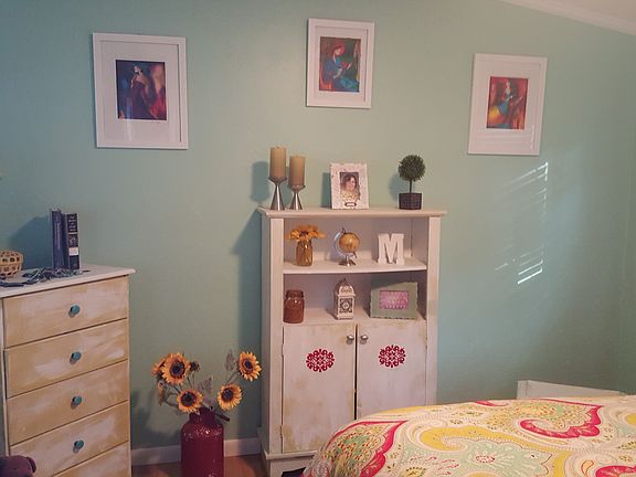 Fresh paint in master bdrm.