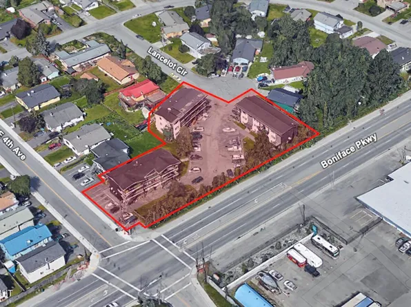 5452 Lancelot Cir, Anchorage, AK 99508