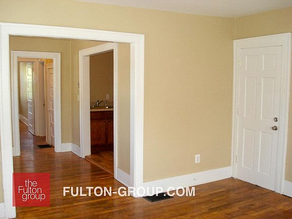 3rd image of 16 Fuller Ave SE
