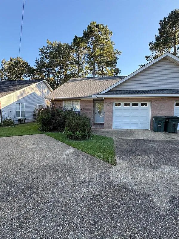 3 bed, 2.0 bath, $1,850 — Photo 1