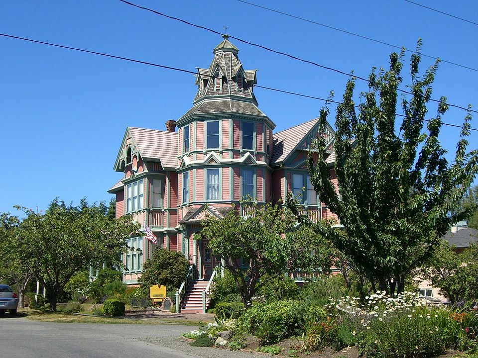 1st image of 744 Clay St