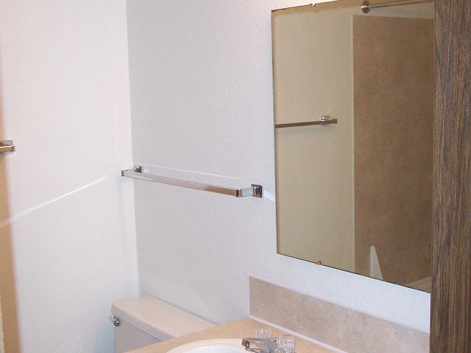 1st image of 806 39th Ave SW APT B2