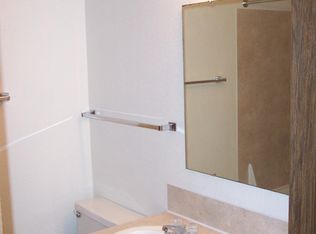 806 39th Ave SW APT B2, Puyallup, WA 98373