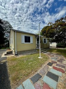 168 Middle St, Springfield, MA, 01104