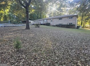 1527 Old Conyers Rd, Stockbridge, GA 30281