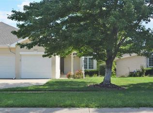 2406 SW Golf View Dr, Topeka, KS 66614