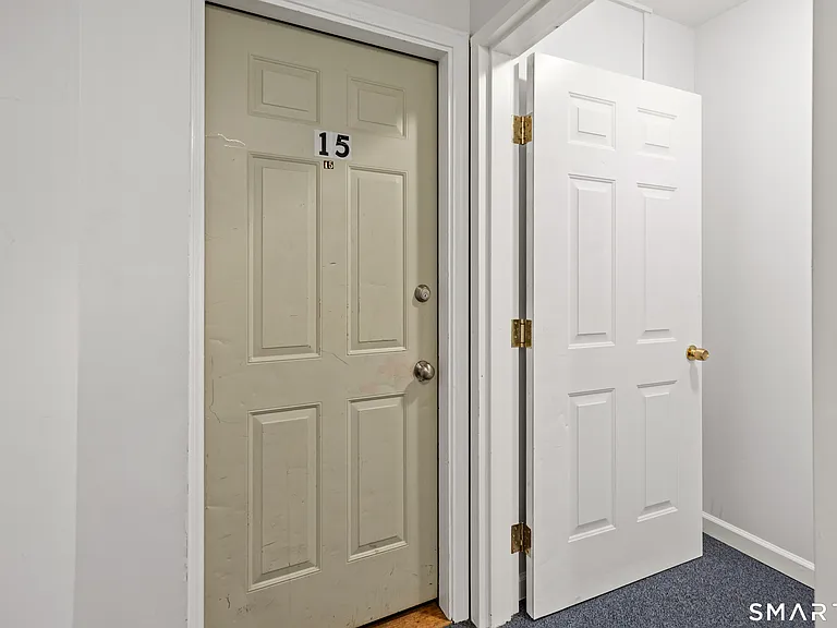 180 N Cherry St #15 — Photo 15