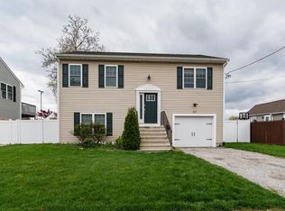 217 Crescent Ave, Cranston, RI 02920