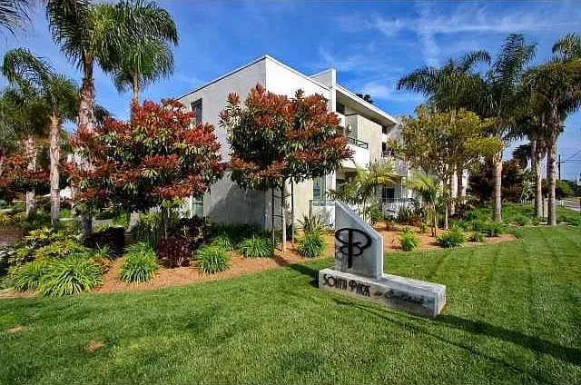1 bed, 702 sqft, $3,300 — Photo 2