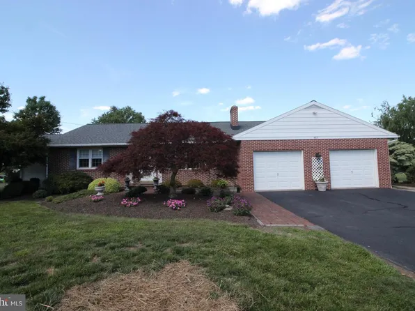 487 Schoolhouse Rd, Harleysville, PA 19438