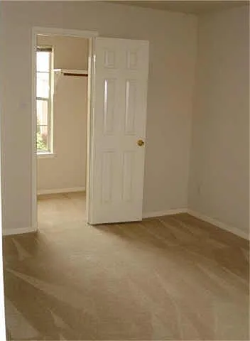 2326 Prince Jeffry Ln — Photo 13