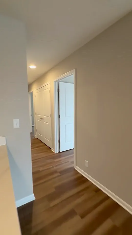 3 bed, 1290 sqft, $1,700 — Photo 2