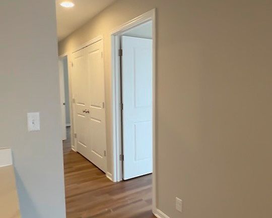 2nd image of 1098 Pebblecreek Dr
