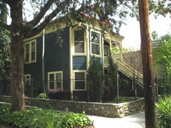 2601 E St #B, Sacramento, CA 95816