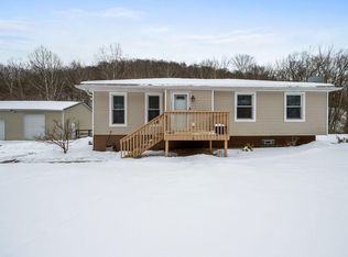 1538 Tanner Rd, Hebron, KY 41048