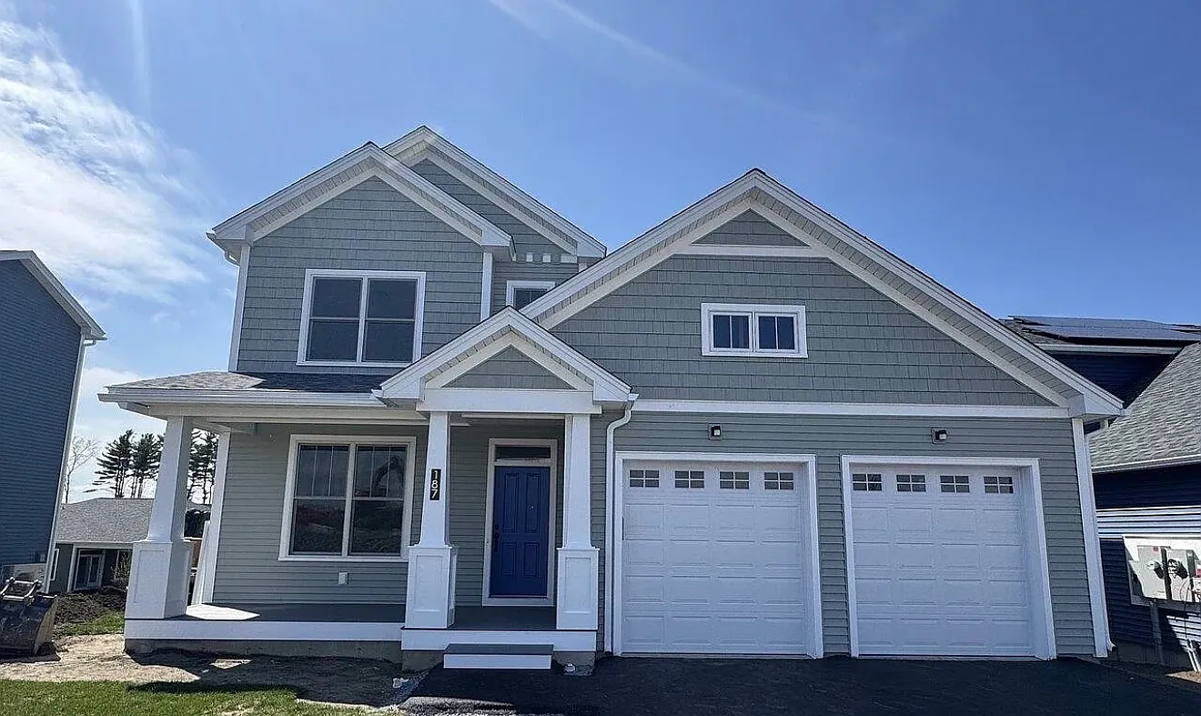 5 bed, 2968 sqft, $5,200 — Photo 1