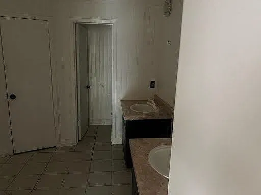 3 bed, 2.0 bath, 1708 sqft, $1,890 — Photo 4