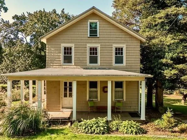 165 South Montowese Street, Branford, CT 06405