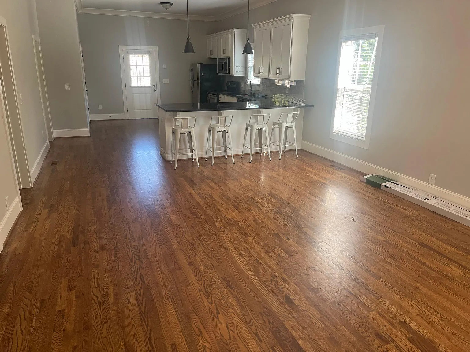 3 bed, 1453 sqft, $2,800 — Photo 2