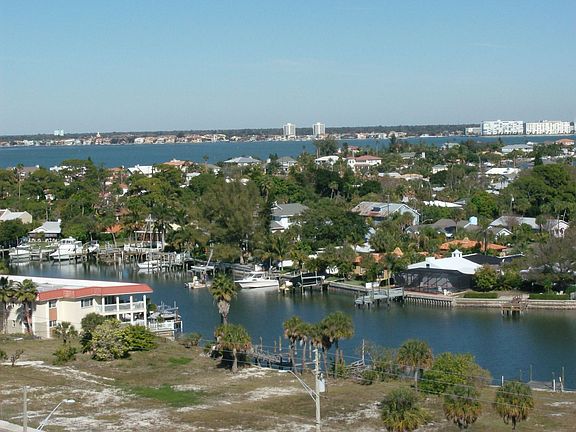 Intracoastal and Bay views!