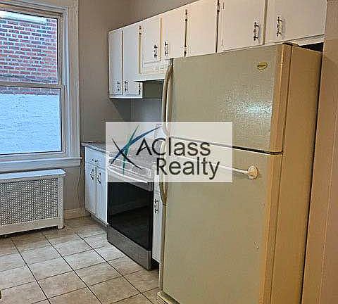 4th image of 21-47 Steinway St #B1