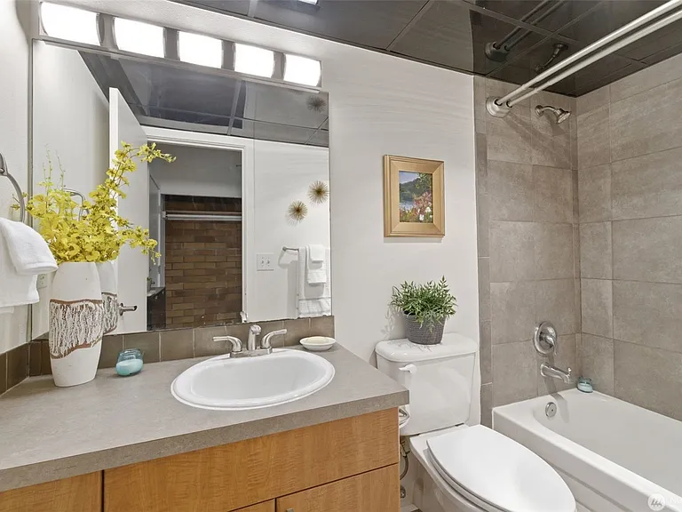 905 Cherry St #306 — Photo 14