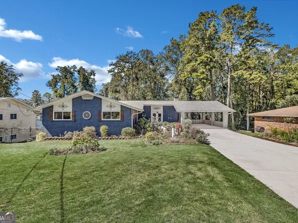 3515 Parkview Dr, College Park, GA 30337