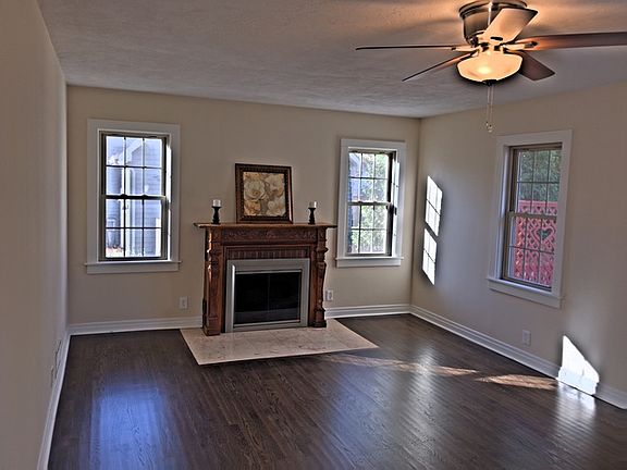 3rd image of 38108 N North Ave