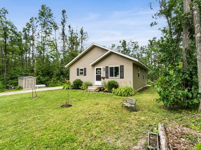 3446 Coolwater Ave, Johannesburg, MI, 49751