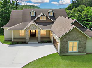 295 Kipling Cir, Eddyville, KY 42038