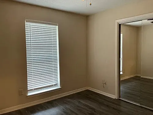 1717 Delaford Dr — Photo 17