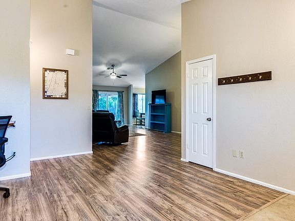 4th image of 4919 W Morrow Dr
