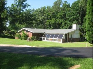 135 Battery Heights Dr, Columbus, MS 39705