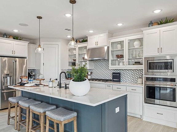 The McDonald - Kitchen