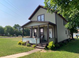 703 E 5th St, Shawano, WI 54166