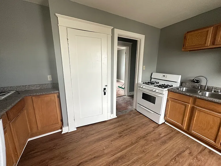 3708 Loyola Ave #3708 — Photo 10
