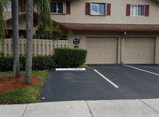 9769 NW 37th St, Fort Lauderdale, FL 33351