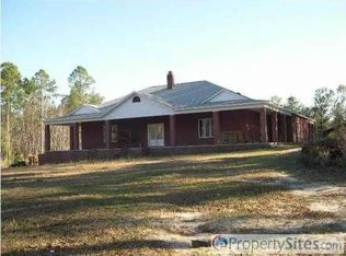 854 E River Rd, Wewahitchka, FL 32465