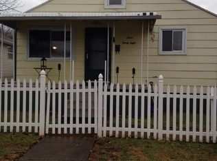 1228 12th St, Nitro, WV 25143