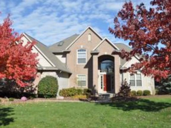2nd image of 4139 Lake Forest Dr W