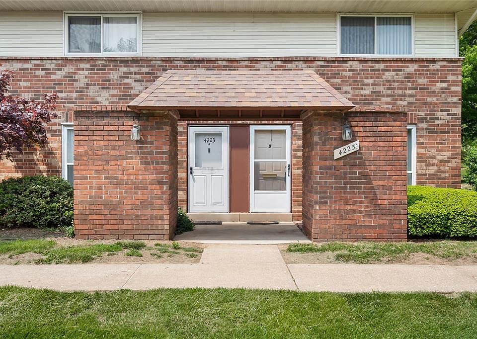 1st image of 4223 Carrollton Dr APT B