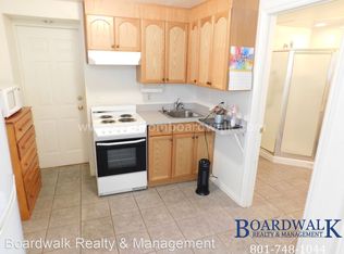 5677 S Esprit Dr, Salt Lake City, UT 84118