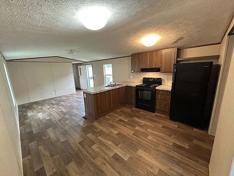 1708 Mary St — Photo 1